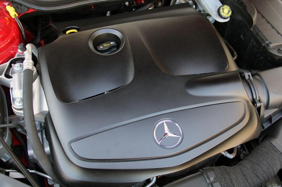 Mercedes-Benz A-Class 2012 года  (фото 33 из 78)